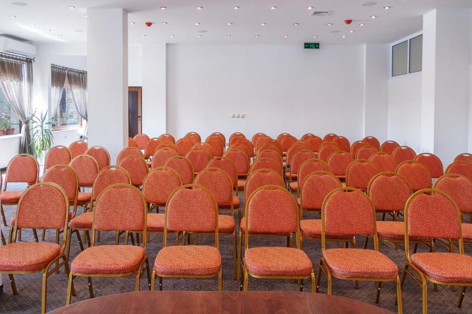 Александра Hotel Sveti Vlas Bagian luar foto